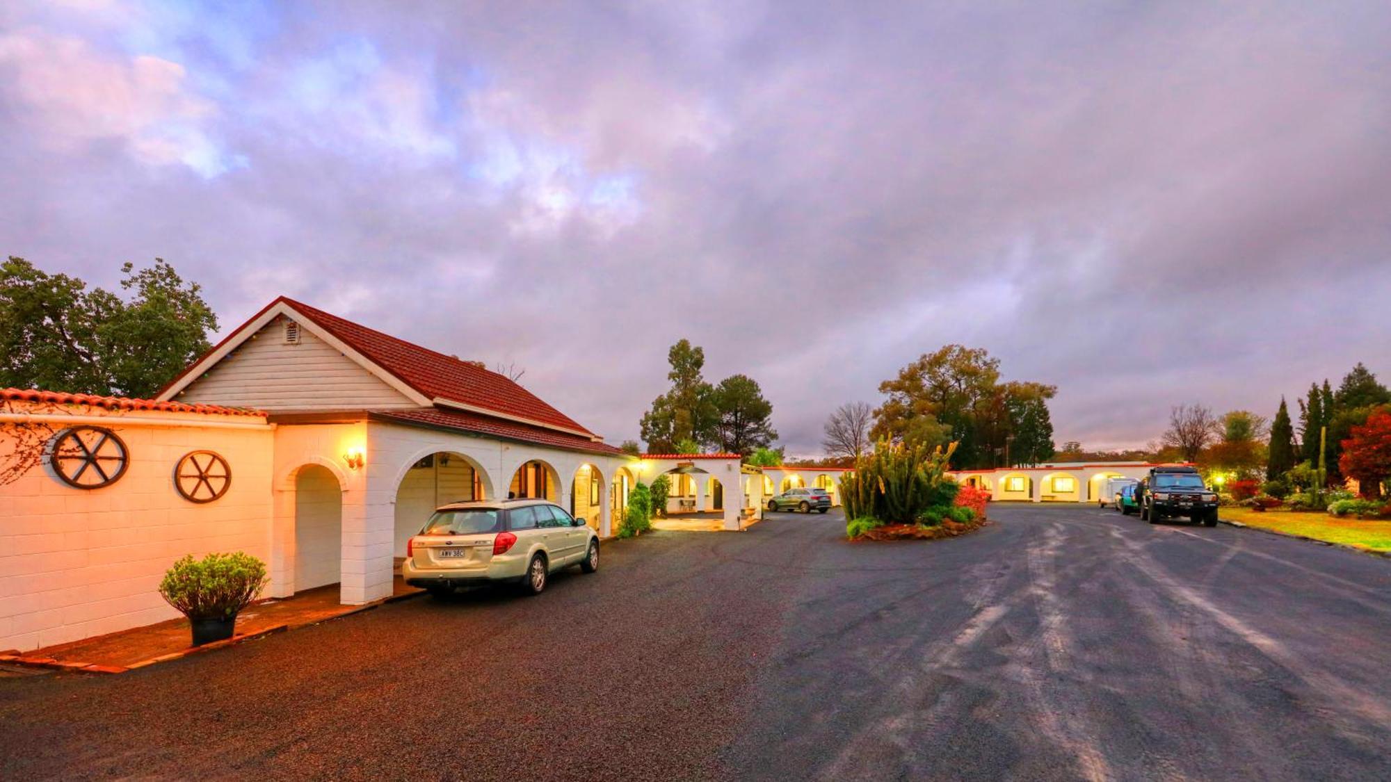 Azalea Motel クーナバラブラン エクステリア 写真